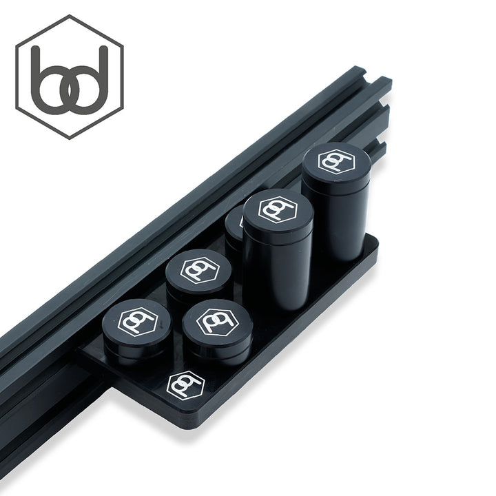 Aluminium Fence Dog Holder fitted example [1]